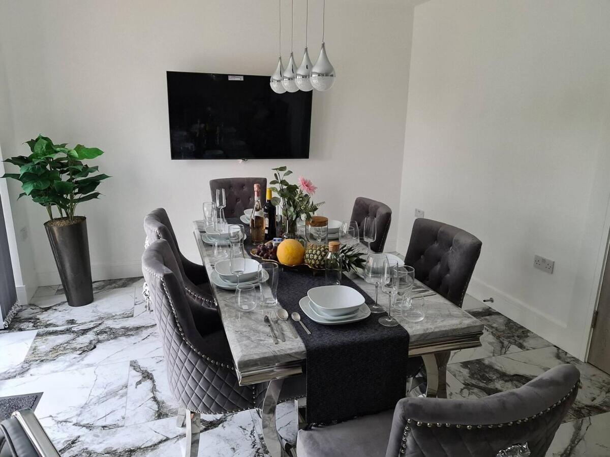 Sav 5 Bed Luxury Detached House In Leicester Humberstone Kamer foto